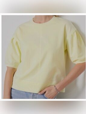 Evereve Pale Yellow Short Sleeve Crewneck Sweatshirt unworn size XS